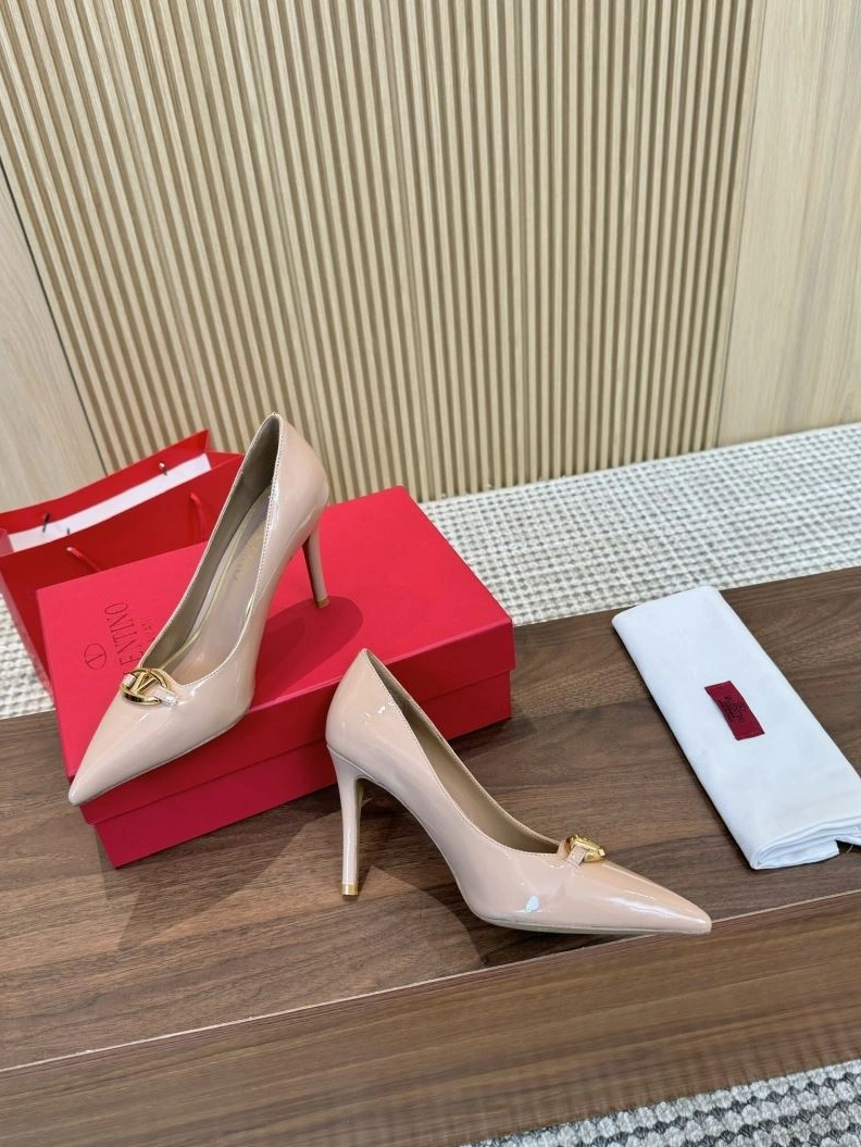 Fashionable Vxlxntino High Heels 230178