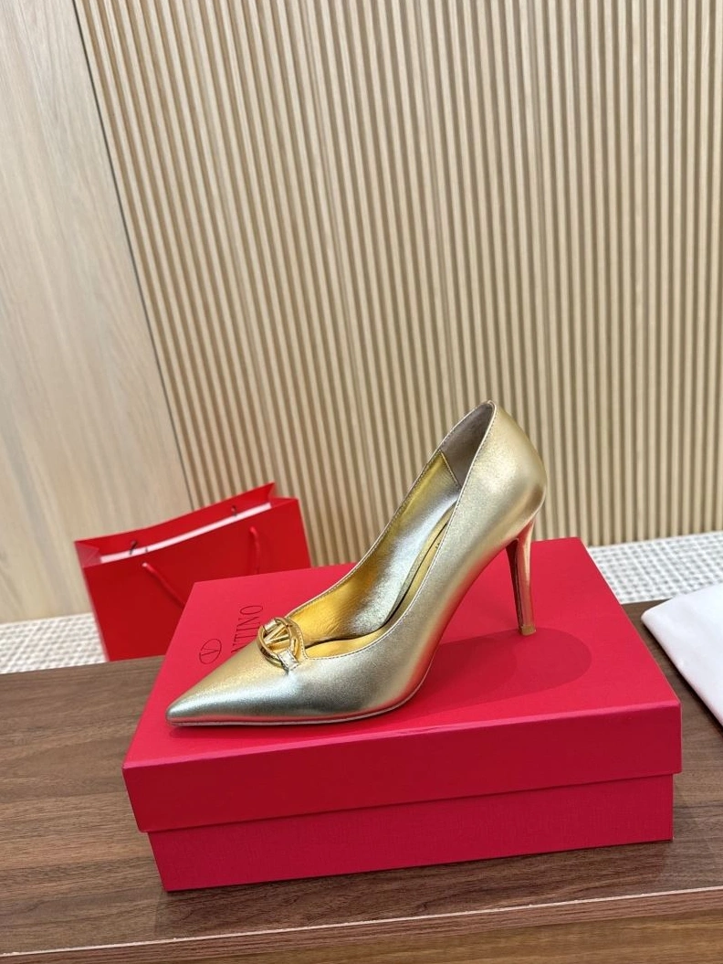 Trendsetting Vxlxntino High Heels 230153