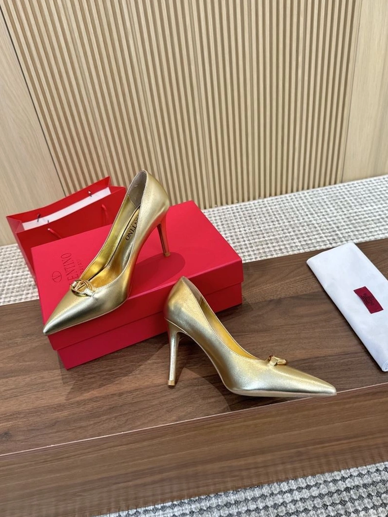 Trendsetting Vxlxntino High Heels 230153