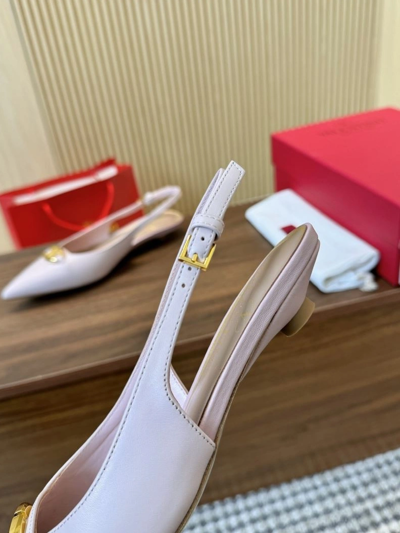 Cozy Vxlxntino High Heels 230149