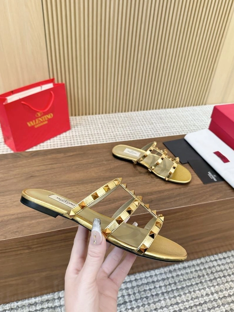 StreetReady Vxlxntino Sandals 230071