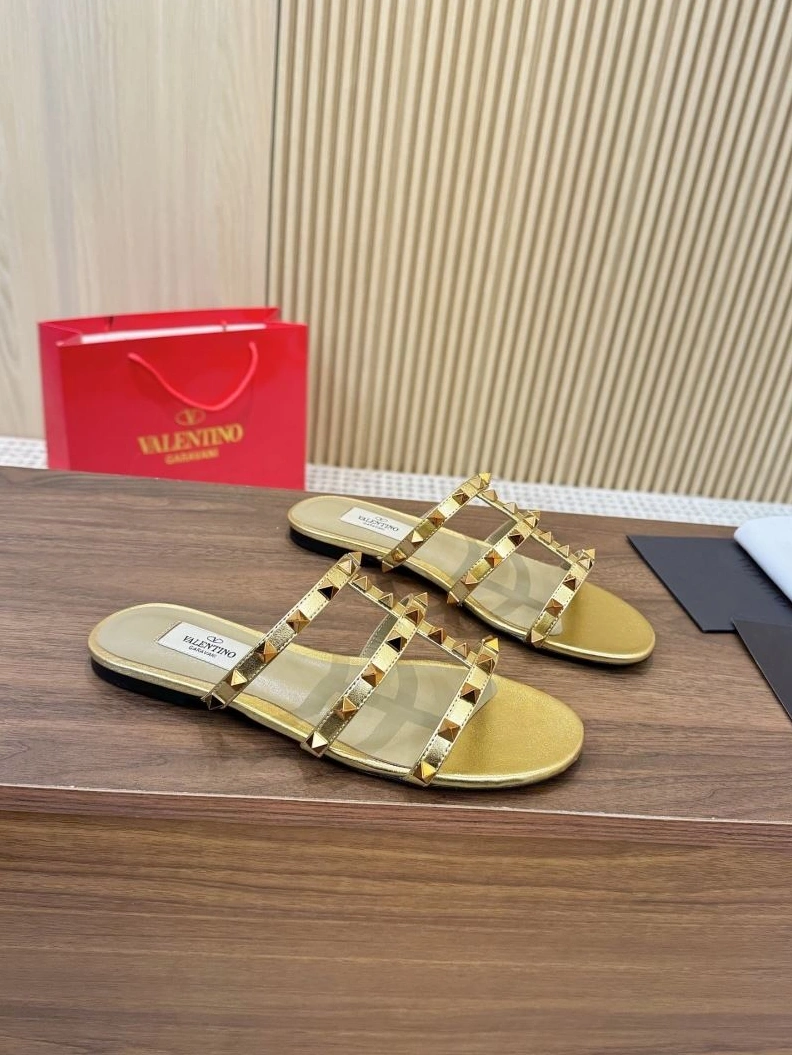 StreetReady Vxlxntino Sandals 230071