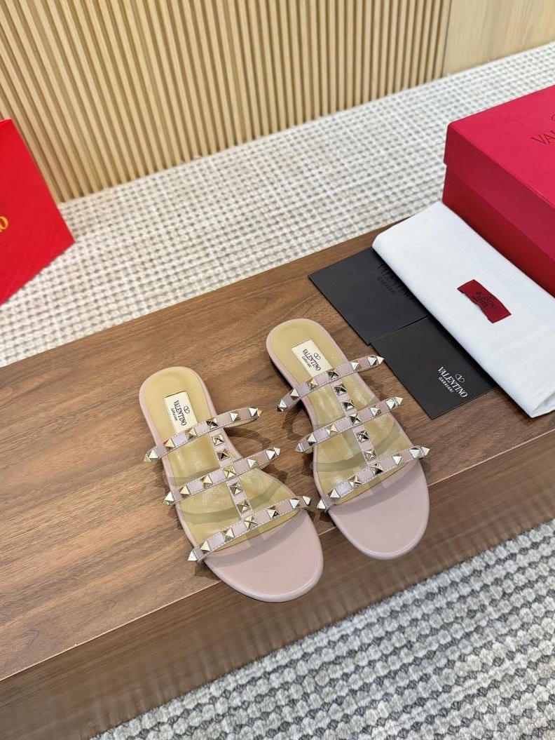 SmartChoice Vxlxntino Sandals 230079