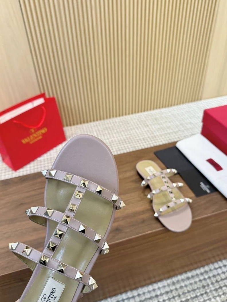 SmartChoice Vxlxntino Sandals 230079