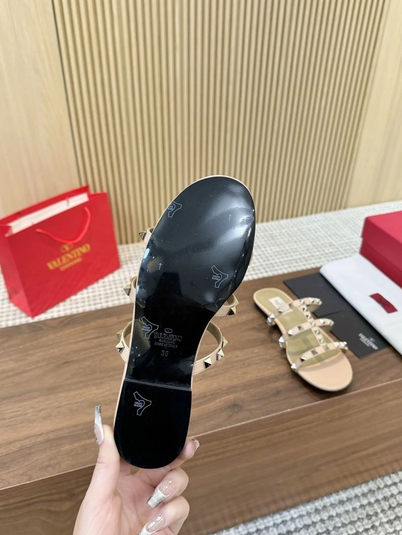 Unique Vxlxntino Sandals 230064