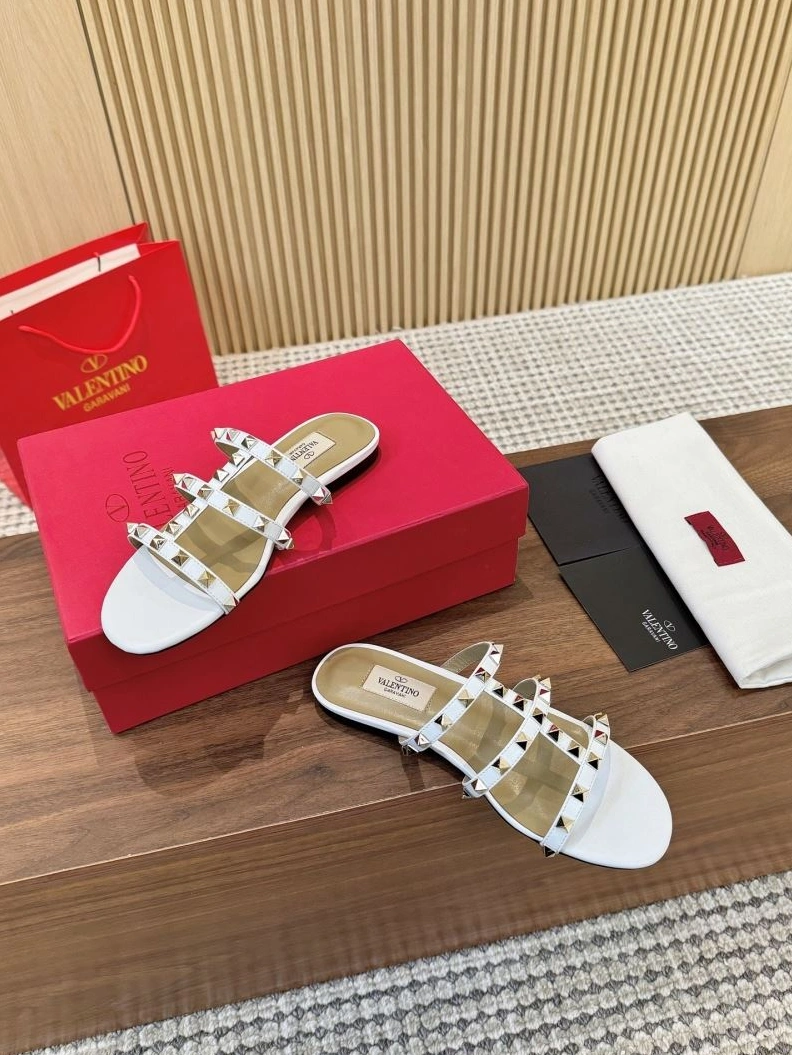Trendsetting Vxlxntino Sandals 230065