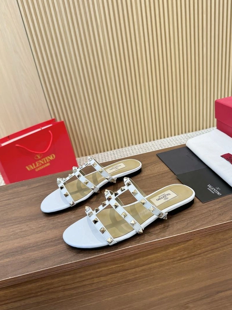 Trendsetting Vxlxntino Sandals 230065