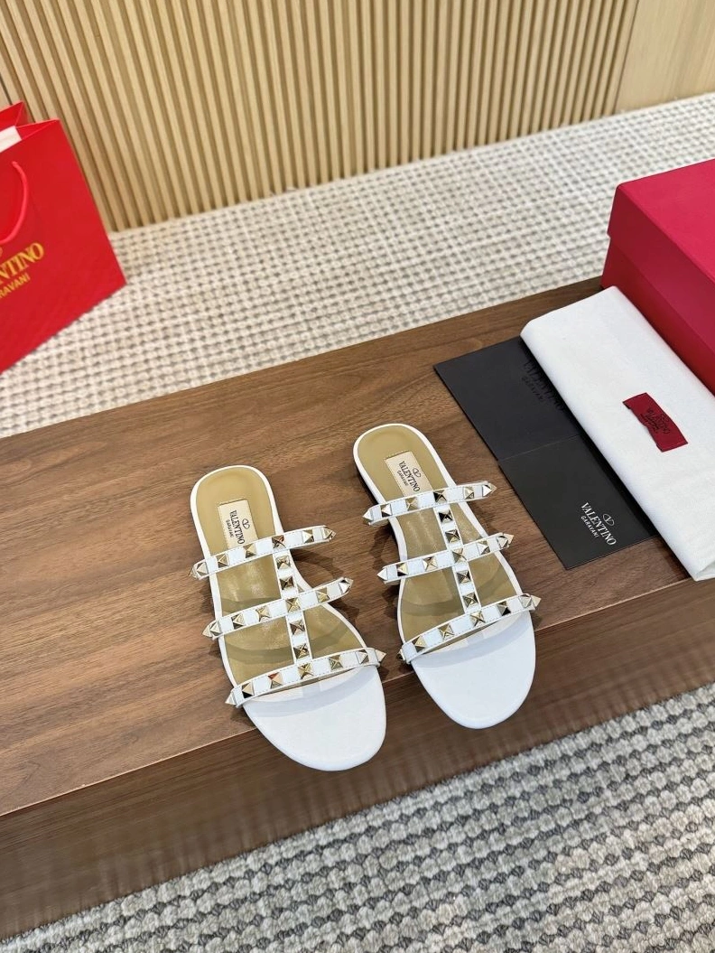 Trendsetting Vxlxntino Sandals 230065