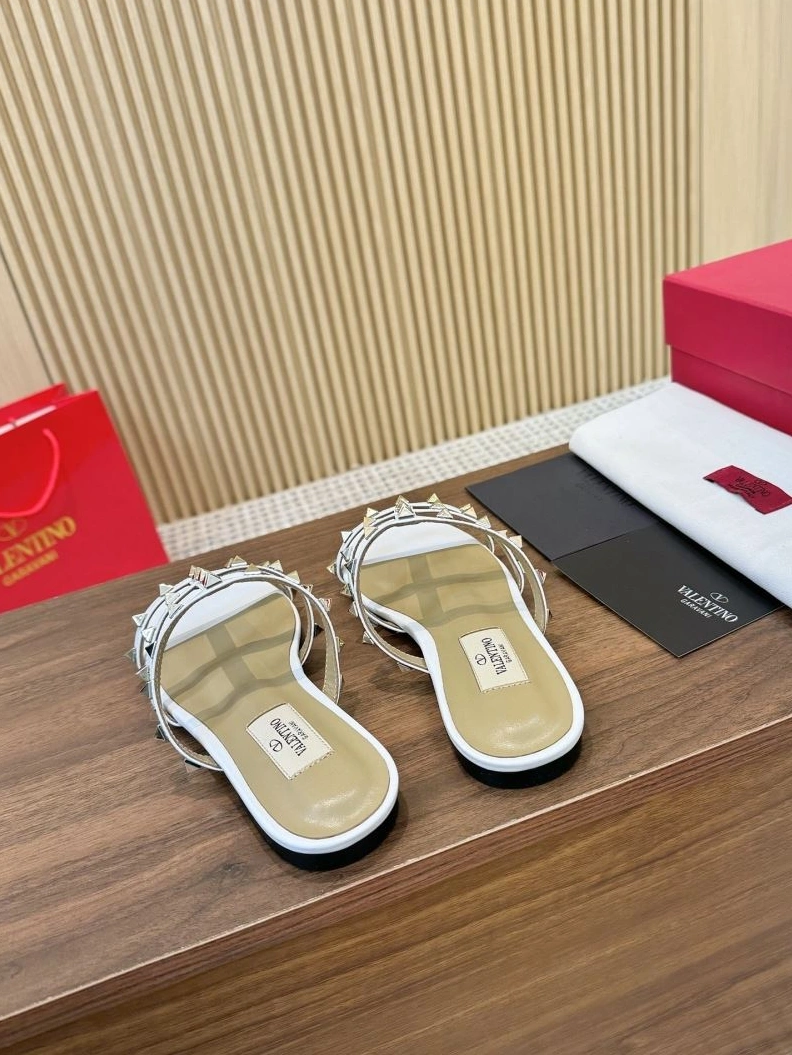 Trendsetting Vxlxntino Sandals 230065