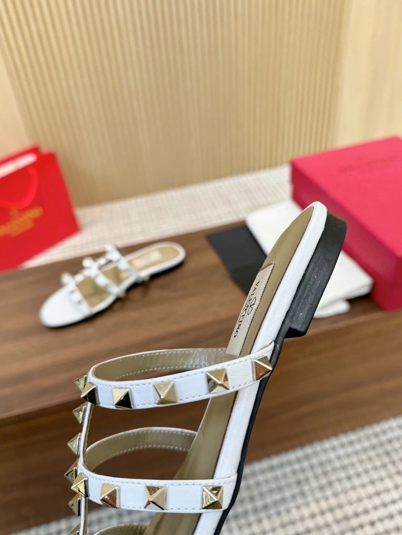 Trendsetting Vxlxntino Sandals 230065