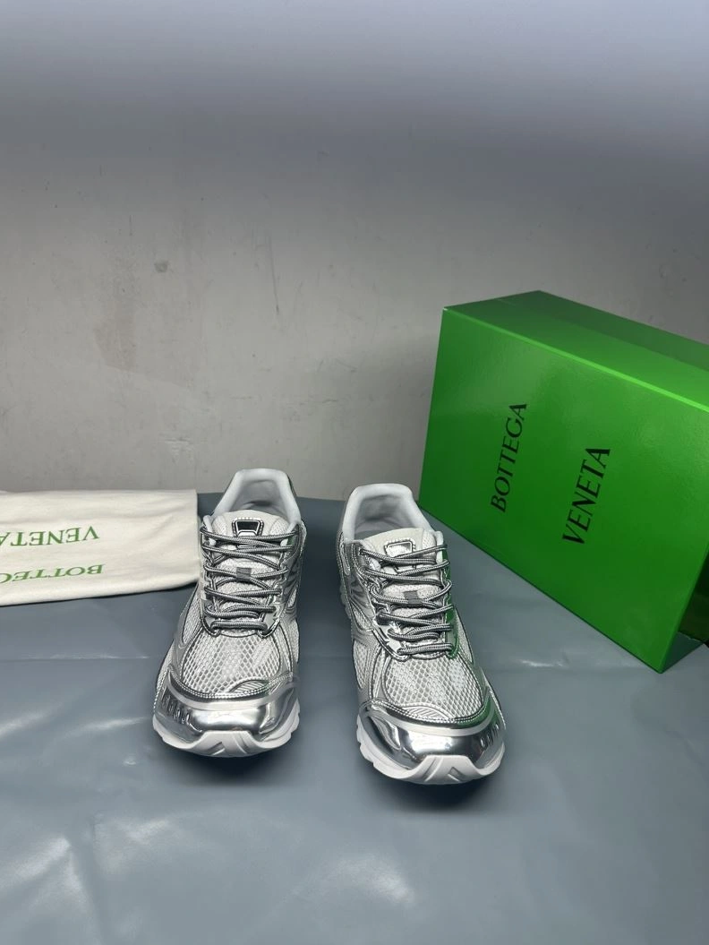 Trendsetting Bxttxga Vxnxta Sneakers 112907