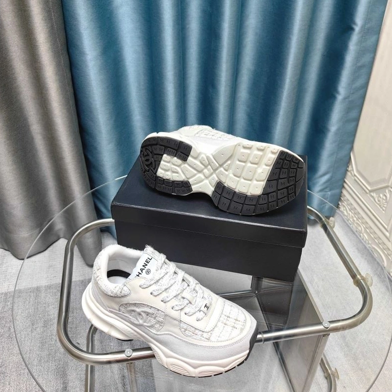 Chxnxl Sneakers Sophisticated 122143