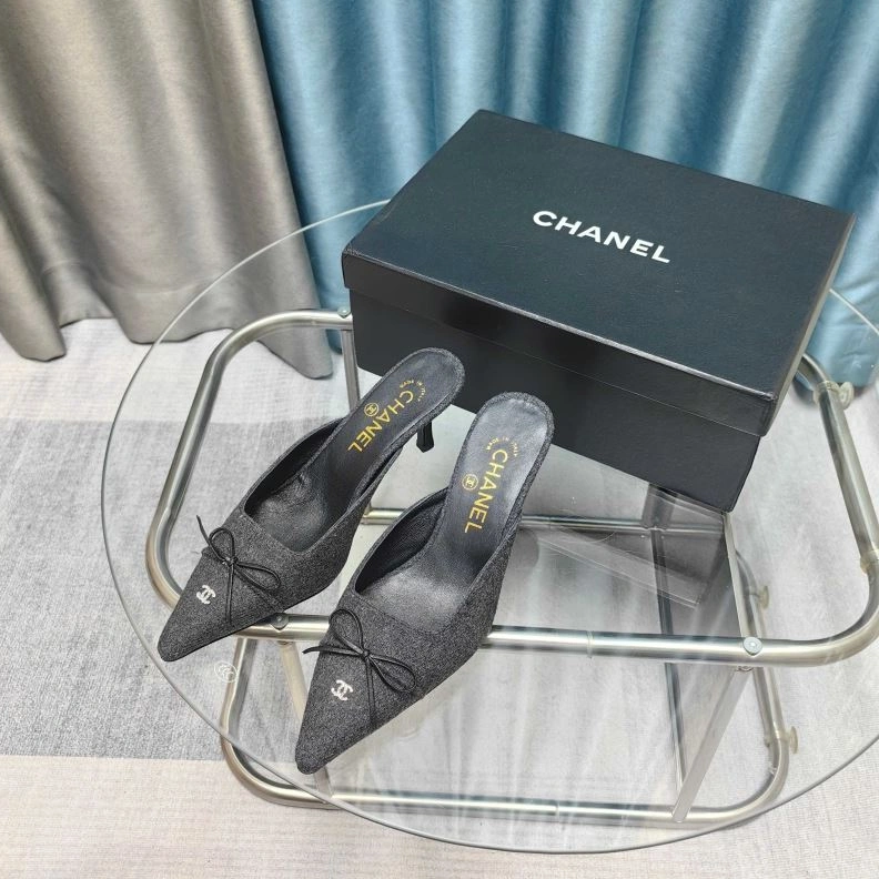 Chxnxl Slippers Compact 122504