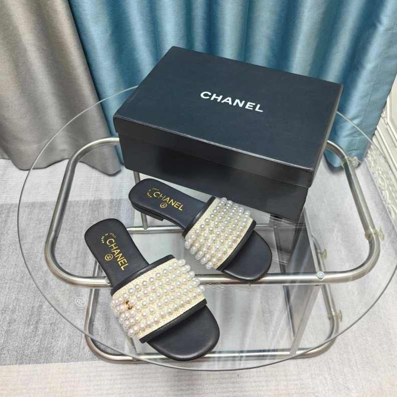 Efficient Chxnxl Slippers 122487