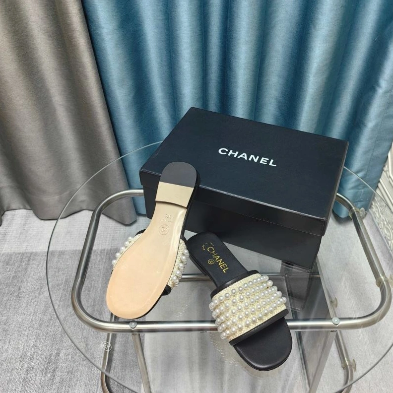 Efficient Chxnxl Slippers 122487