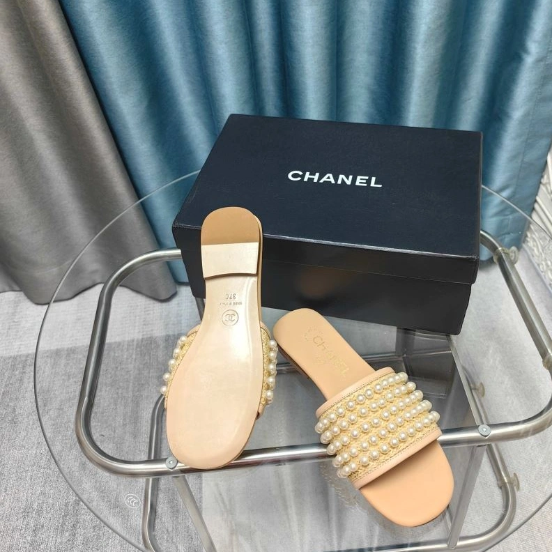 HighQuality Chxnxl Slippers 122507