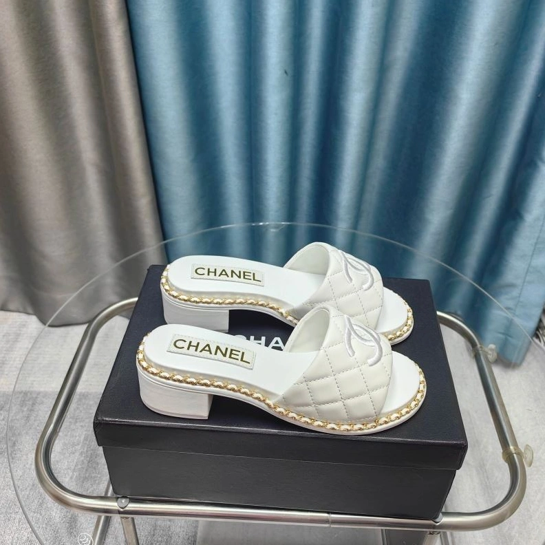 NewStyle Chxnxl Slippers 122477