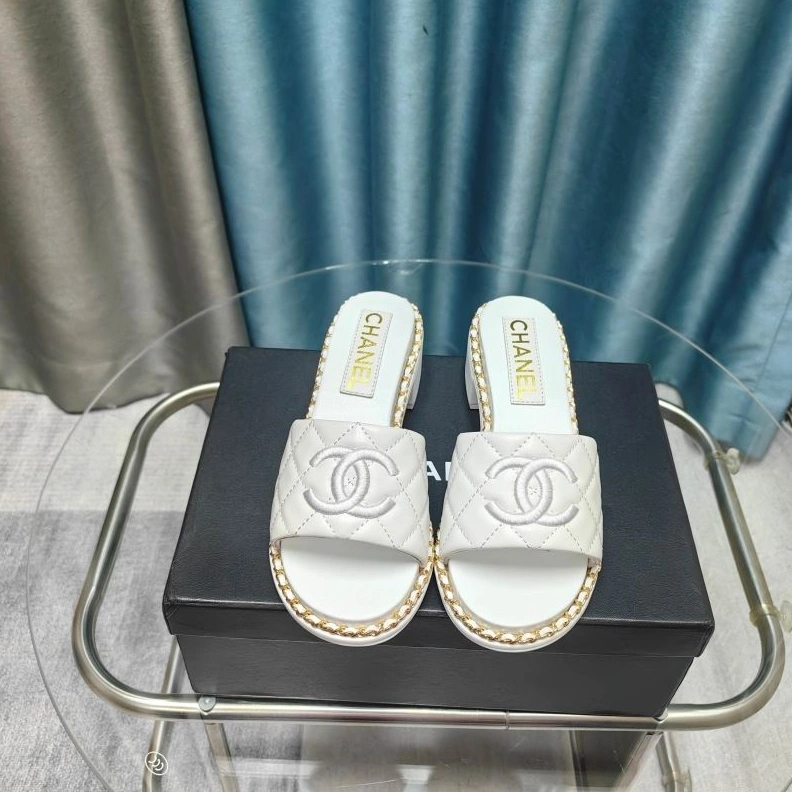 NewStyle Chxnxl Slippers 122477