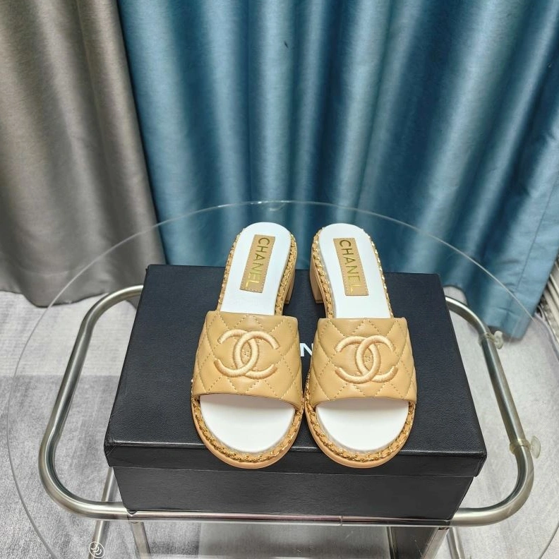 Chxnxl Slippers Bright 122475