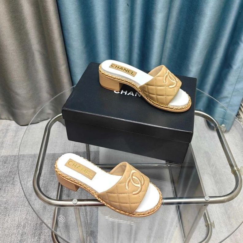 Chxnxl Slippers Bright 122475