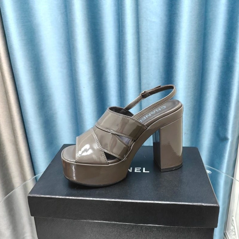 Sophisticated Chxnxl High Heels 123101
