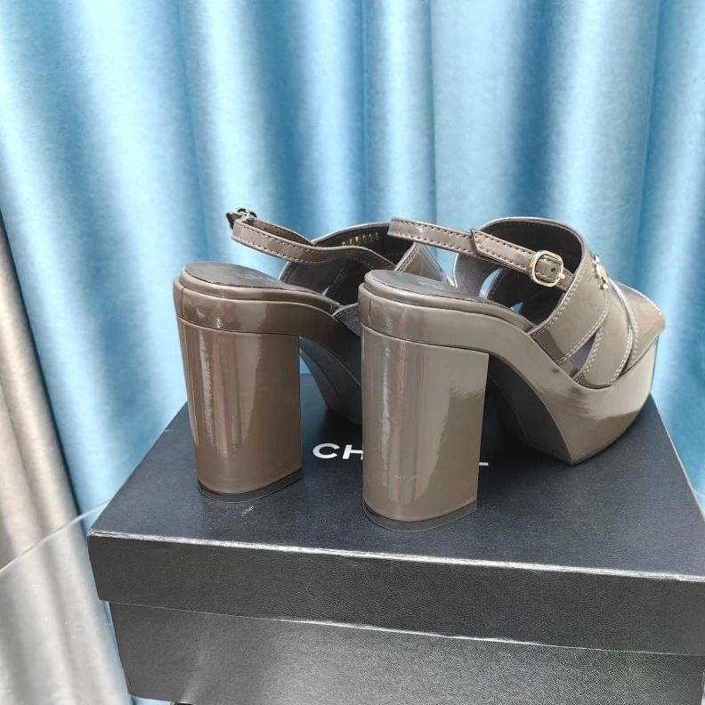 Sophisticated Chxnxl High Heels 123101