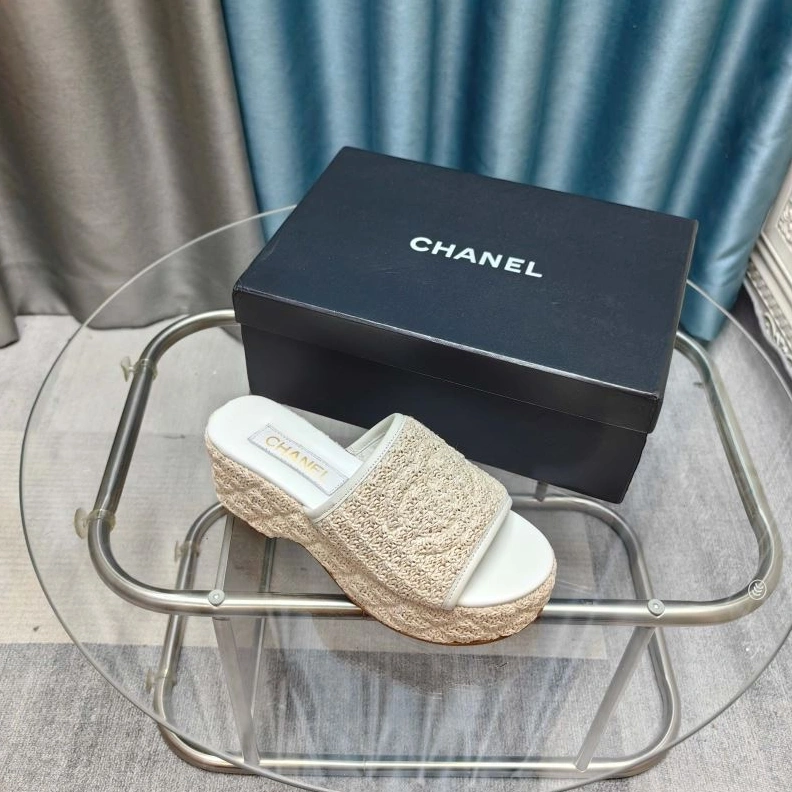 Efficient Chxnxl Slippers 122434