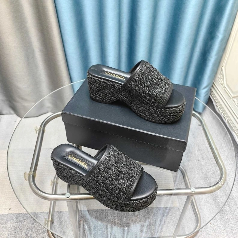 HighQuality Chxnxl Slippers 122468