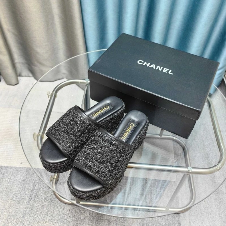HighQuality Chxnxl Slippers 122468