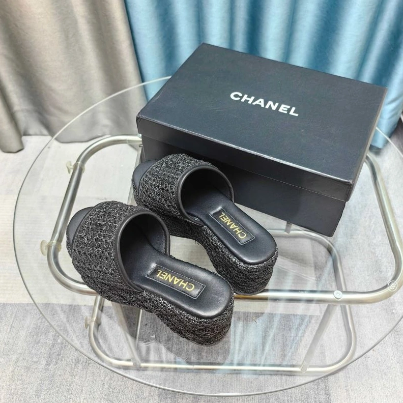 HighQuality Chxnxl Slippers 122468