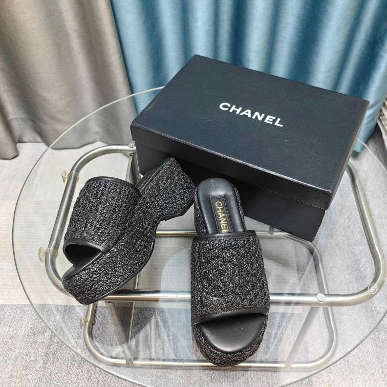 HighQuality Chxnxl Slippers 122468