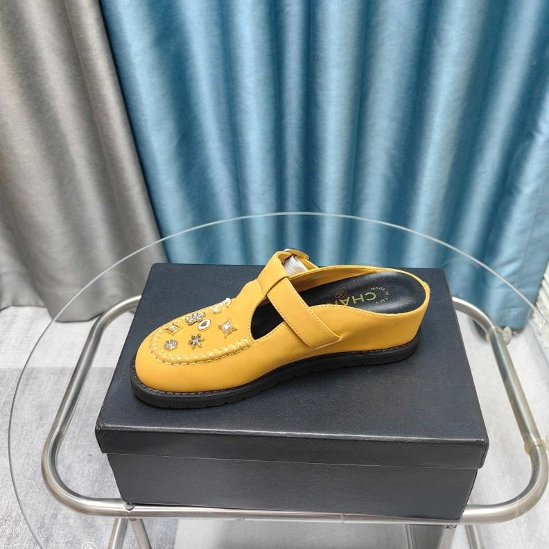 Bold Chxnxl Slippers 122455