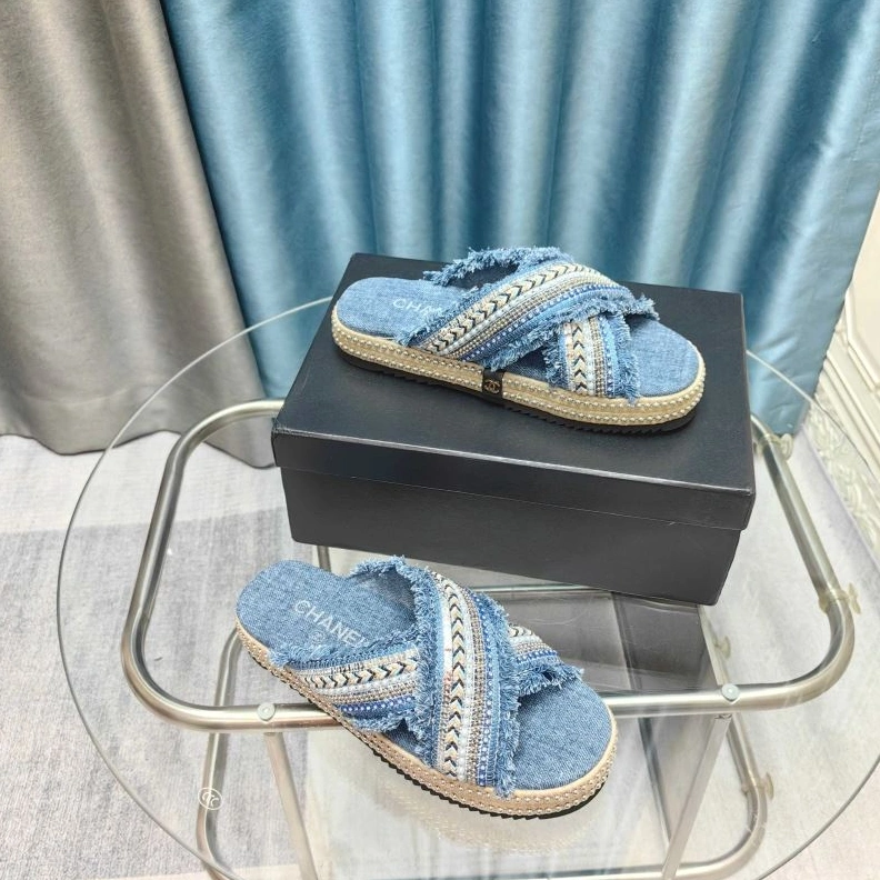 Practical Chxnxl Slippers 122450