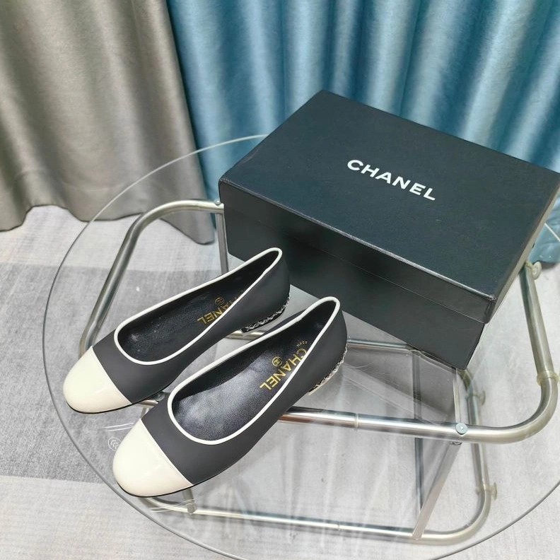 Vibrant Chxnxl Flat Shoes 123166