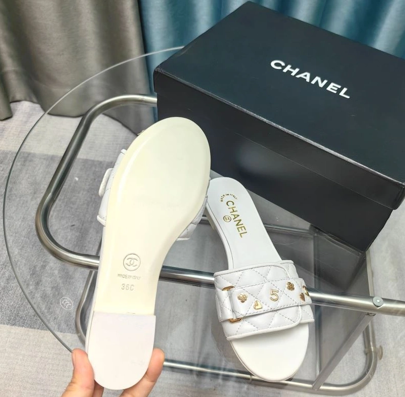 Chxnxl Slippers Bright 122430