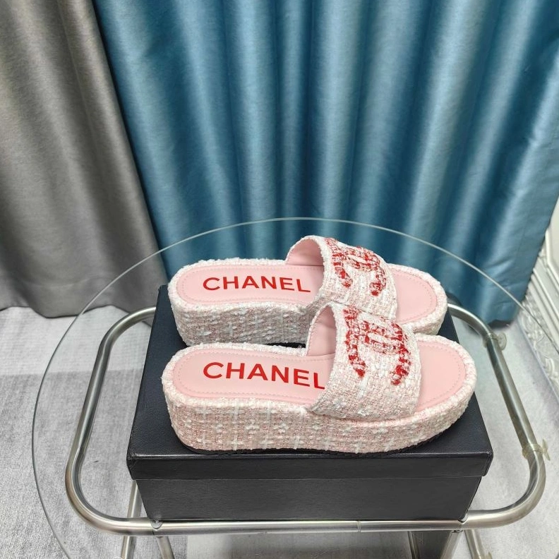 Efficient Chxnxl Slippers 122427