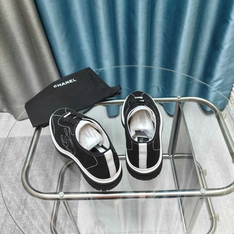 Chxnxl Sneakers Sophisticated 122132