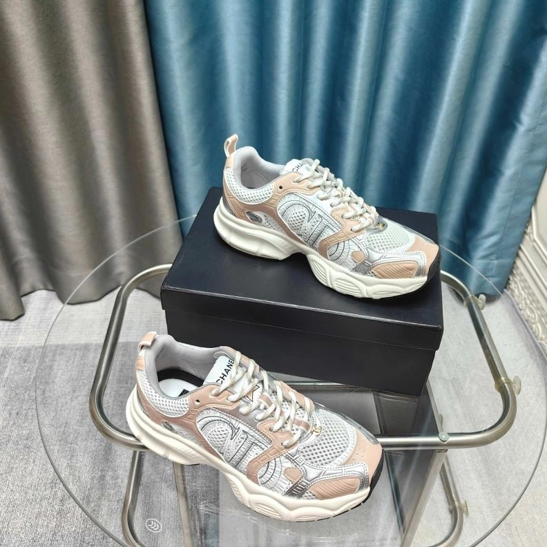 WellDesigned Chxnxl Sneakers 122127
