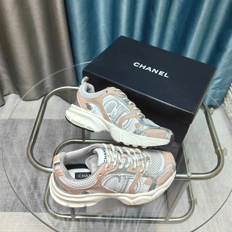 WellDesigned Chxnxl Sneakers 122127