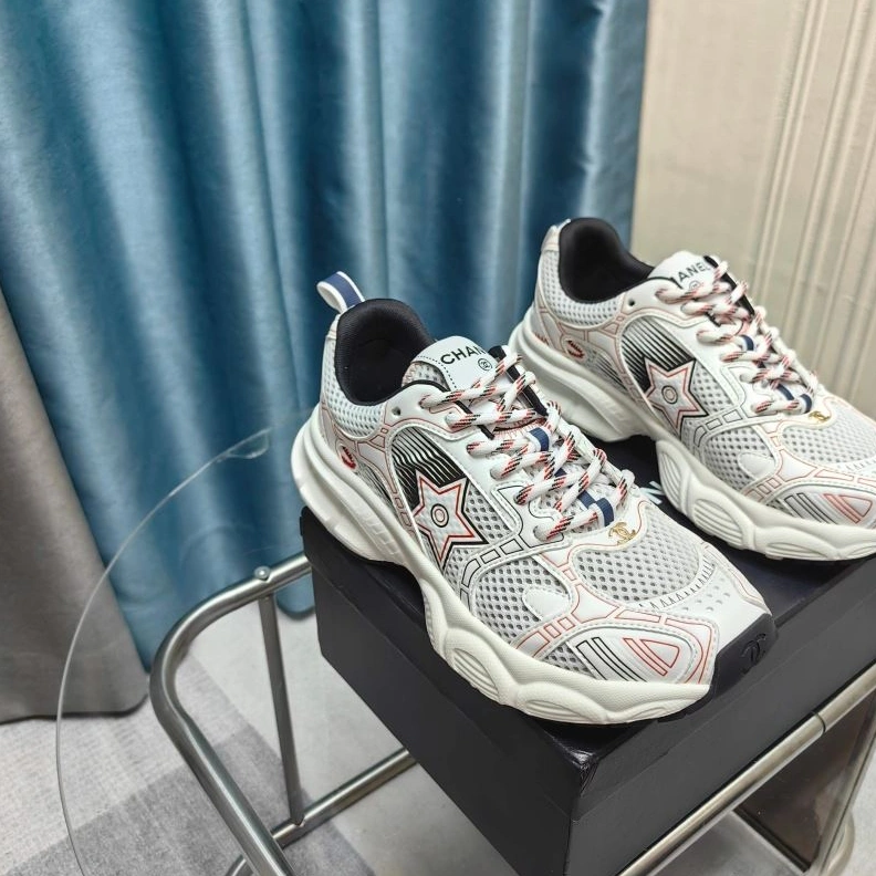 DailyWear Chxnxl Sneakers 122128