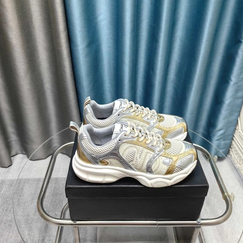 Versatile Chxnxl Sneakers 122126
