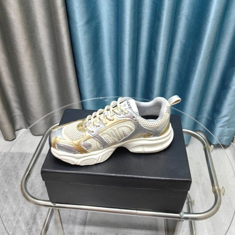 Versatile Chxnxl Sneakers 122126