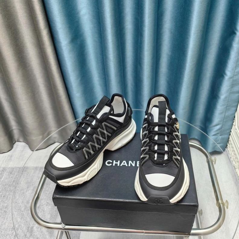 Stylish Chxnxl Sneakers 122121