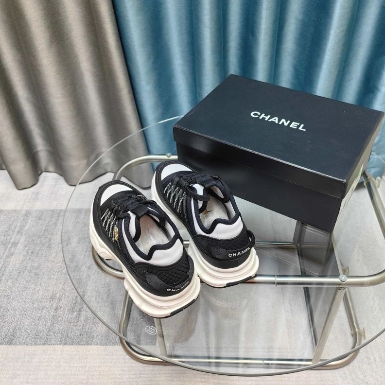 Stylish Chxnxl Sneakers 122121