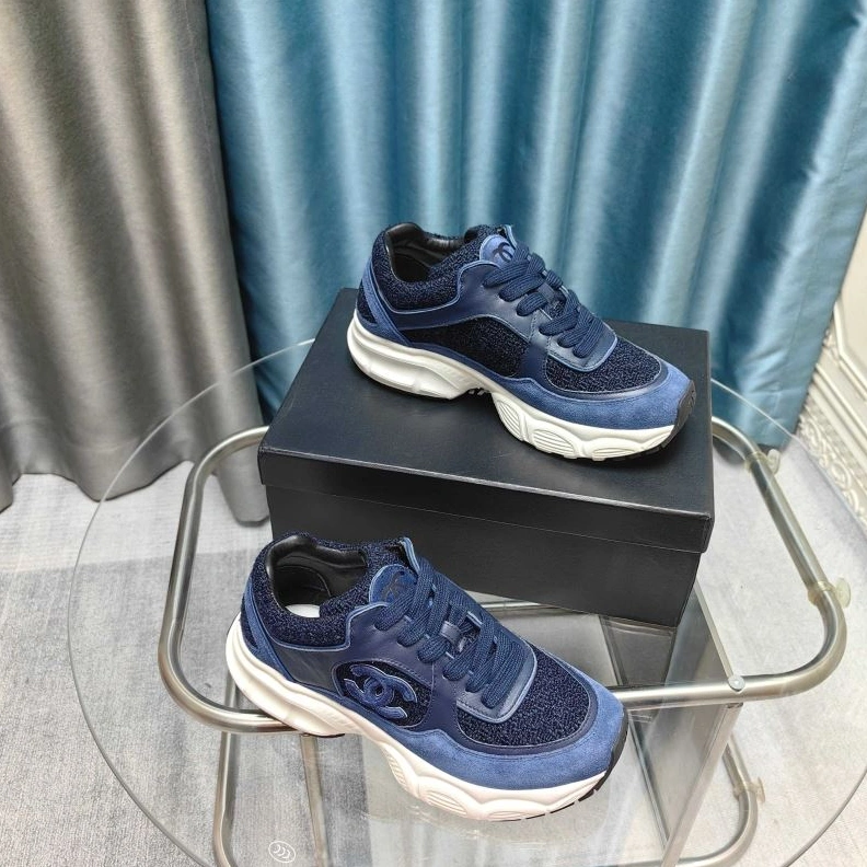 Elegant Chxnxl Sneakers 122111
