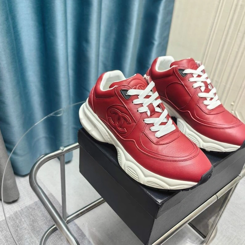 Sophisticated Chxnxl Sneakers 122105