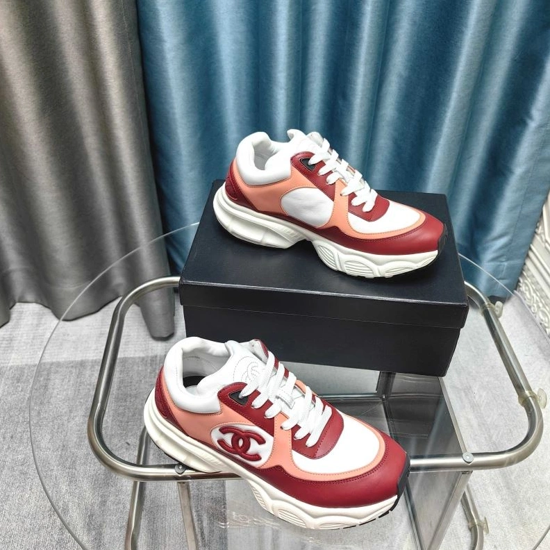 Bold Chxnxl Sneakers 122107