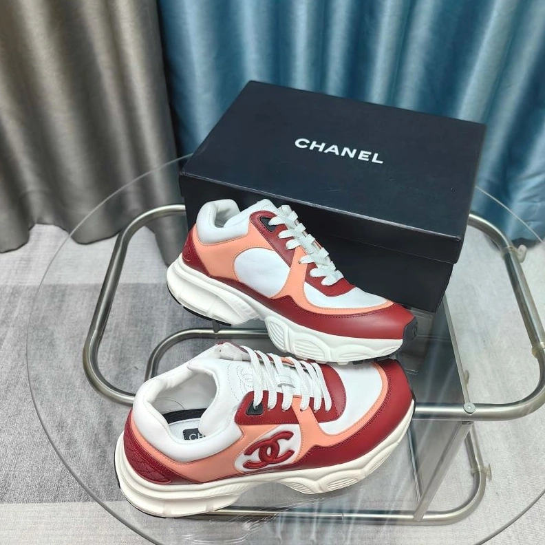 Bold Chxnxl Sneakers 122107