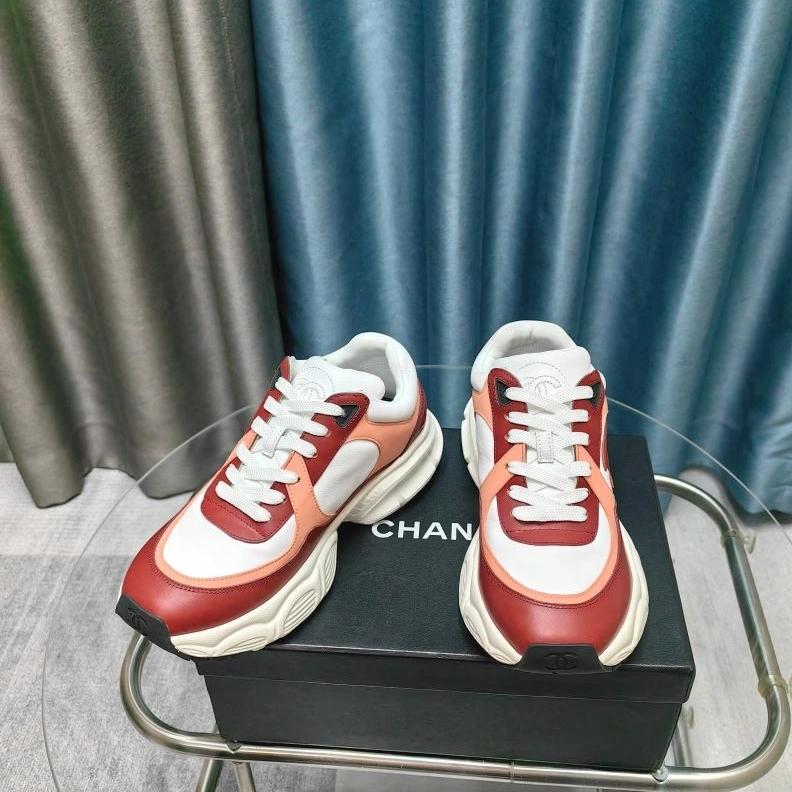 Bold Chxnxl Sneakers 122107