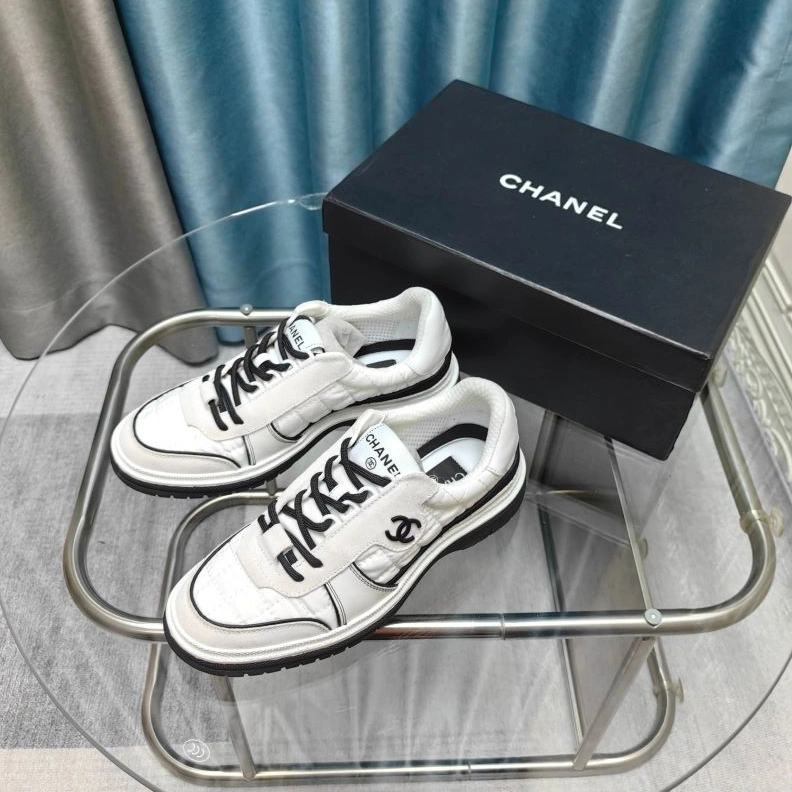 Flexible Chxnxl Sneakers 122087